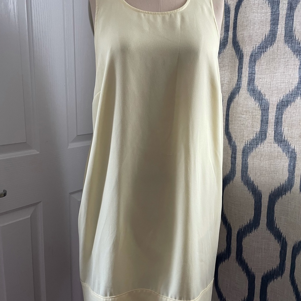 Beautiful yellow dress by Leith